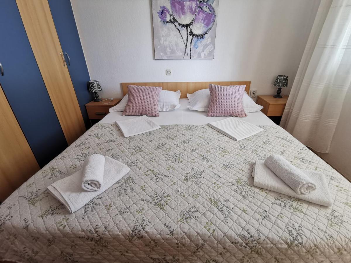 Turina Apartments Makarska Exteriör bild