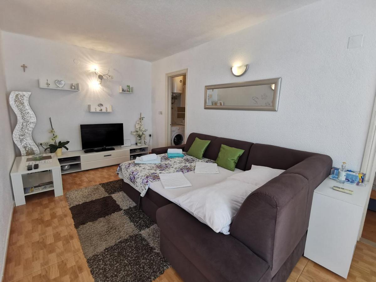 Turina Apartments Makarska Exteriör bild
