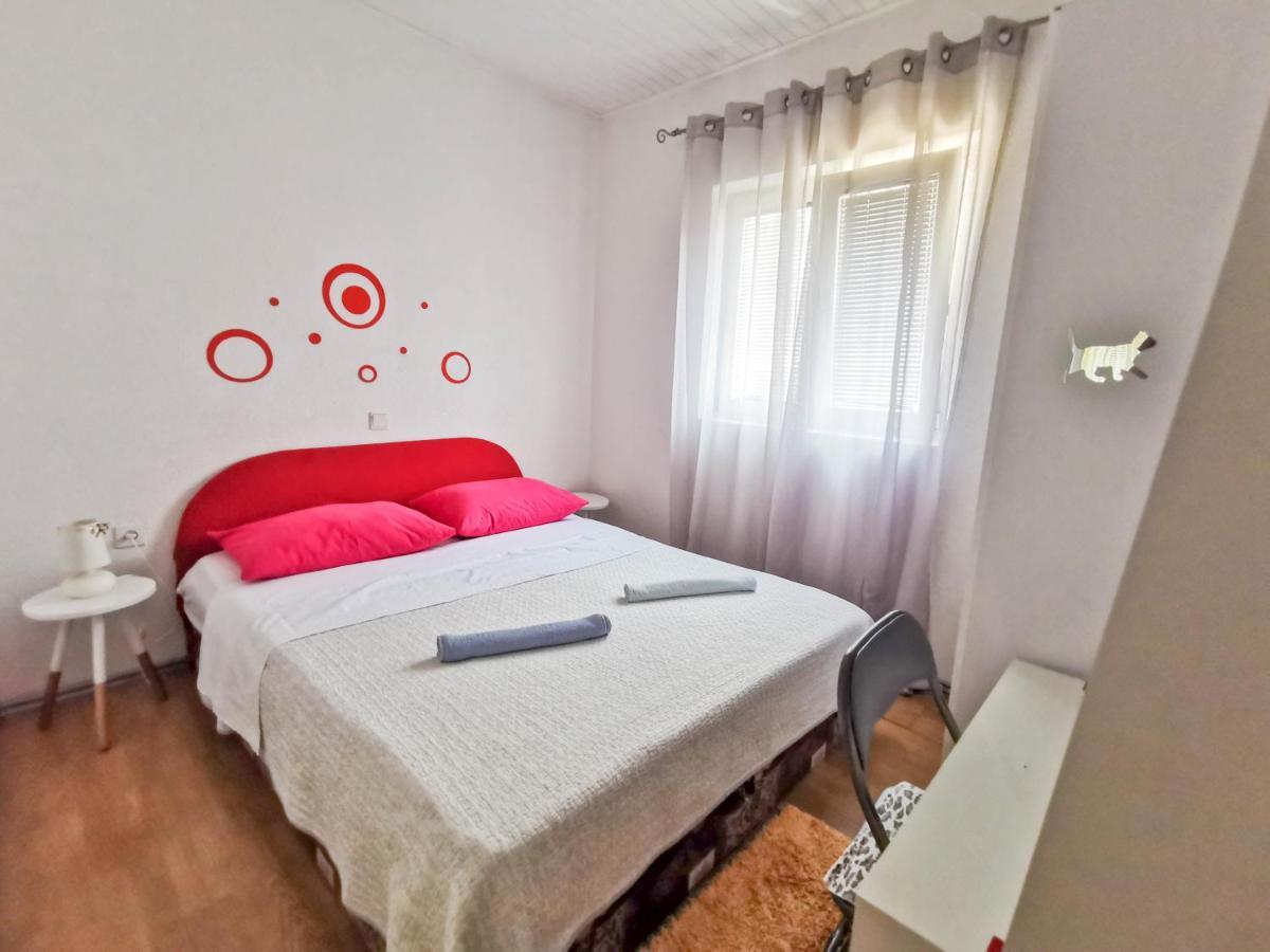 Turina Apartments Makarska Exteriör bild